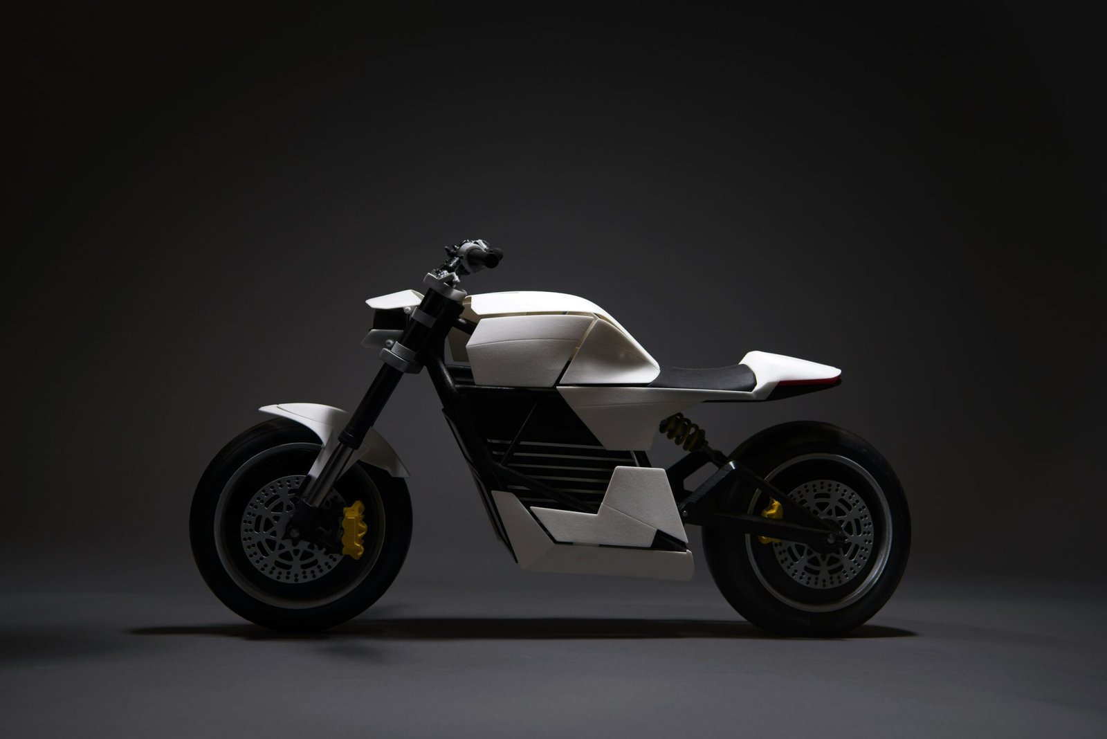 The Innovative Design of Suzuki’s 2024 Motorcycle: A Worldwide Perspective